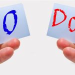 Holiday retail displays